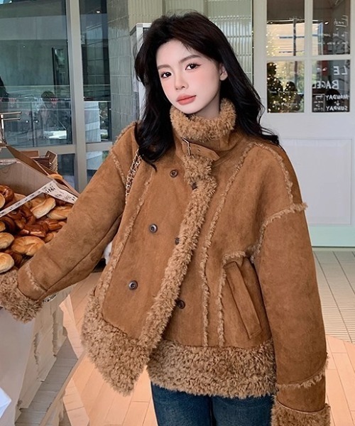 セール】ダブルボタン×毛皮切替ショートジャケット（ムートンコート