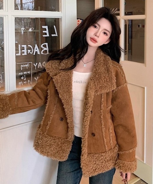 セール】ダブルボタン×毛皮切替ショートジャケット（ムートンコート