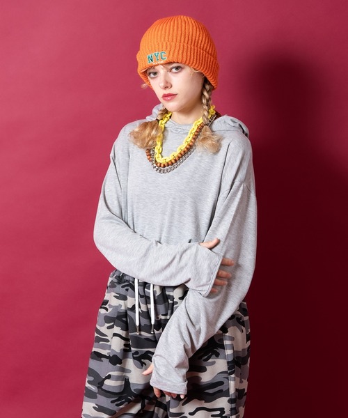 a.p.o.v.(エーピーオービー)の「a.p.o.v. ストレッチジャージー指穴フーディーカットソー(Tシャツ/カットソー・メンズ・ブラック/ホワイト/グレー・ONESIZE)」の3枚目の写真