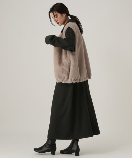 Elura（エルーラ）の「スリムウォームスキッパーワンピース/605970（ワンピース・レディース・チャコールグレー/ブラック/ネイビー・FREE）」の6枚目の写真