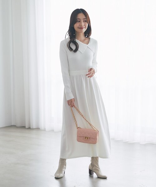 La boutique BonBon（ラブティックボンボン）の「【愛されワンピース】アシメカラーニットワンピース（ワンピース・レディース・ホワイト/ネイビー・FREE）」の6枚目の写真