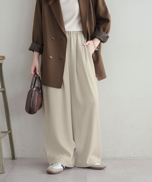 セール】【腰回りカバー/ラフに綺麗見え】タック使いイージーパンツ
