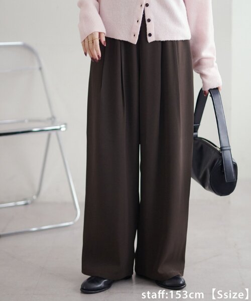 セール】【腰回りカバー/ラフに綺麗見え】タック使いイージーパンツ