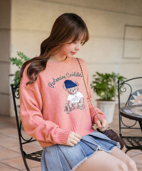 GORGE(ゴージ)の「《ショート丈×くま刺繍》レディース ニット トップス ニット帽付きモチーフ 秋冬(ニット/セーター・レディース・アイボリー/ネイビー/ブラウン/ピンク/ボルドー・F)」の4枚目の写真