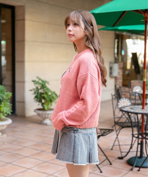 GORGE(ゴージ)の「《ショート丈×くま刺繍》レディース ニット トップス ニット帽付きモチーフ 秋冬(ニット/セーター・レディース・アイボリー/ネイビー/ブラウン/ピンク/ボルドー・F)」の8枚目の写真