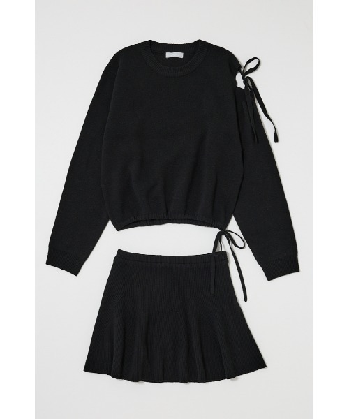 MOUSSY（マウジー）の「TIED RIBBON セーター & ミニスカート（ワンピース・レディース・レッド/チャコールグレー/ブラック・1/2）」の21枚目の写真