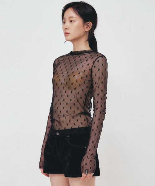 NICK&NICOLE（ニックアンドニコール）の「MASH FLOWER PATTERN TOP_BLACK（Tシャツ/カットソー・レディース・その他・MEDIUM/LARGE）」の4枚目の写真