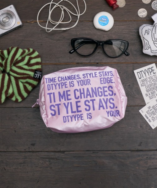 DTYYPE(ドタイプ)の「レタリングシャイニーポーチ(ポーチ・レディース・シルバー/グリーン/ピンク・FREE)」の6枚目の写真