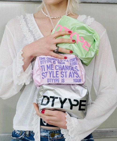 DTYYPE(ドタイプ)の「レタリングシャイニーポーチ(ポーチ・レディース・シルバー/グリーン/ピンク・FREE)」の11枚目の写真
