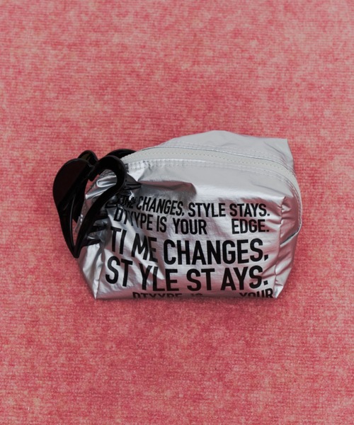 DTYYPE(ドタイプ)の「レタリングシャイニーポーチ(ポーチ・レディース・シルバー/グリーン/ピンク・FREE)」の21枚目の写真