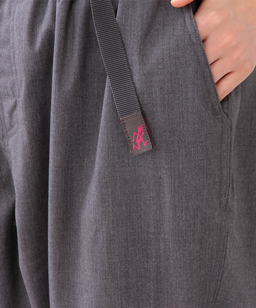 Gramicci（グラミチ）の「【FUDGE5月号掲載】GRAMICCI / クロップド スラックス SPECIAL（その他パンツ・レディース・グレー/ネイビー・ONE SIZE）」の12枚目の写真