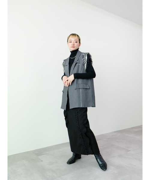 DOLLUPOOPS（ドールアップウップス）の「レースバックストライプベスト（ベスト・レディース・グレー/ブラック・FREE）」の4枚目の写真