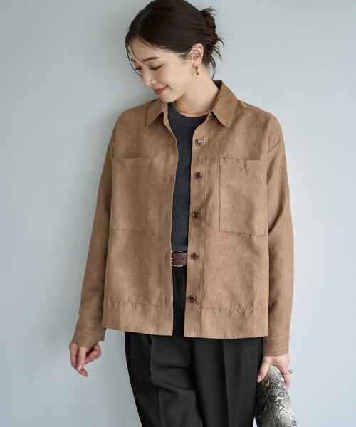 STYLE DELI(スタイルデリ)の「【LUXE】ライトスエードシャツ型ジャケット(シャツ/ブラウス・レディース・ダークブラウン系/ライトブラウン・FREE)」の2枚目の写真