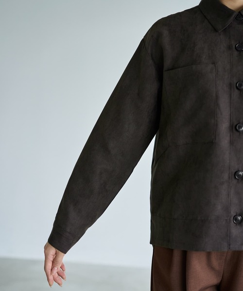 STYLE DELI(スタイルデリ)の「【LUXE】ライトスエードシャツ型ジャケット(シャツ/ブラウス・レディース・ダークブラウン系/ライトブラウン・FREE)」の18枚目の写真