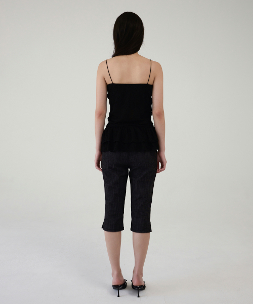 AOPT(アオプト)の「FLORAL LACE RUFFLE TOP - BLACK(Tシャツ/カットソー・レディース・その他・SMALL/MEDIUM)」の4枚目の写真