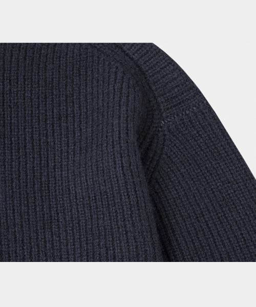 LETTERCOMO（レテルコモ）の「ヘビーラッシュウールラウンドニットネイビー（ニット/セーター・レディース・その他・MEDIUM/LARGE）」の4枚目の写真