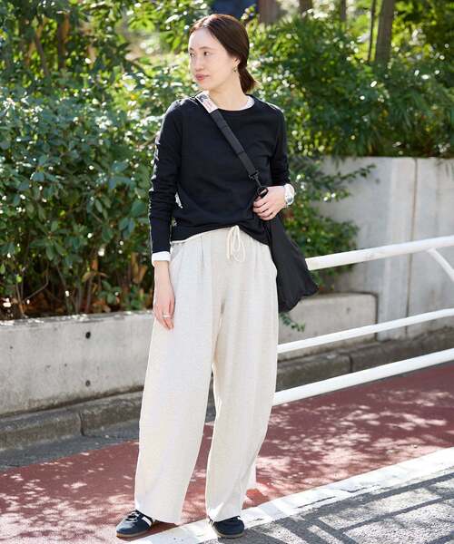 SLOBE IENA（スローブイエナ）の「シアー天竺クルーネックロンTEE（Tシャツ/カットソー・レディース・ブラック/ダークパープル/ホワイト/ベージュ・FREE）」の19枚目の写真