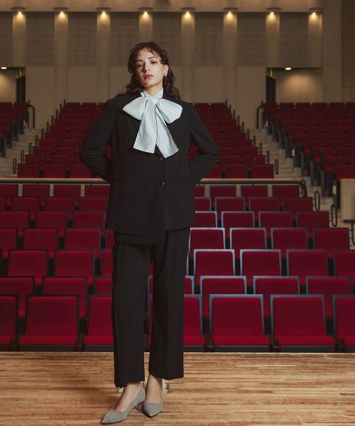 Callarus（カラルス）の「＜単品＞ストレッチアシンメトリープリーツデザインパンツ〔Callarus〕（その他パンツ・レディース・ブラック/グレー・S/M/L/LL/3L）」の4枚目の写真