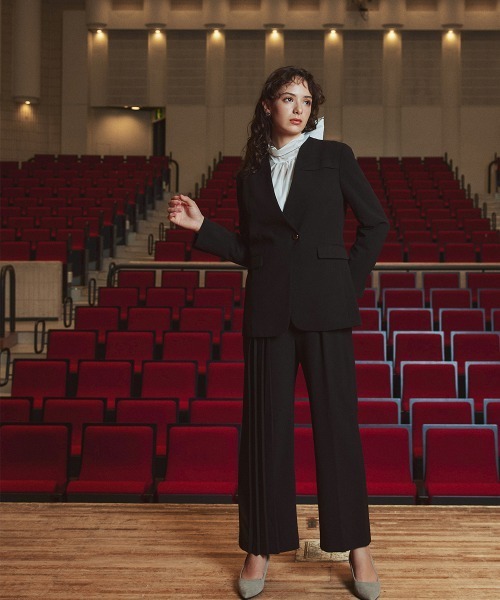 Callarus（カラルス）の「＜単品＞ストレッチアシンメトリープリーツデザインパンツ〔Callarus〕（その他パンツ・レディース・ブラック/グレー・S/M/L/LL/3L）」の9枚目の写真