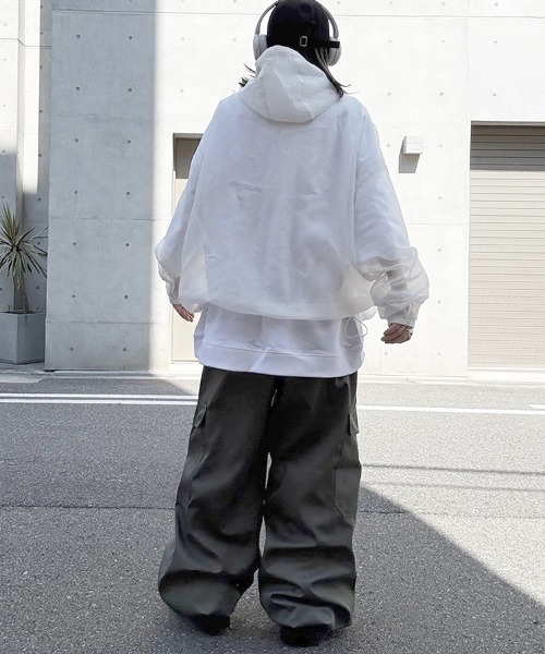 YACA(ヤーカ)の「Cargo Wide Pants/カーゴワイドパンツ【unisex item】(カーゴパンツ・レディース・ブラック/アイボリー/カーキ・FREE)」の17枚目の写真