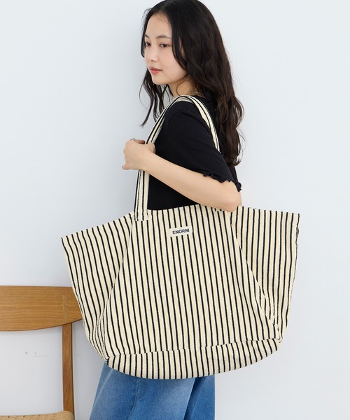 forksy.(フォルクシー)の「【forksy.】カラーストライプ パイル地 ビッグトートバッグ(トートバッグ・レディース・モカ/ネイビー/オフホワイト/アイボリー/ブラック・FREE)」の9枚目の写真