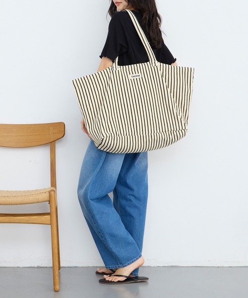 forksy.(フォルクシー)の「【forksy.】カラーストライプ パイル地 ビッグトートバッグ(トートバッグ・レディース・モカ/ネイビー/オフホワイト/アイボリー/ブラック・FREE)」の12枚目の写真