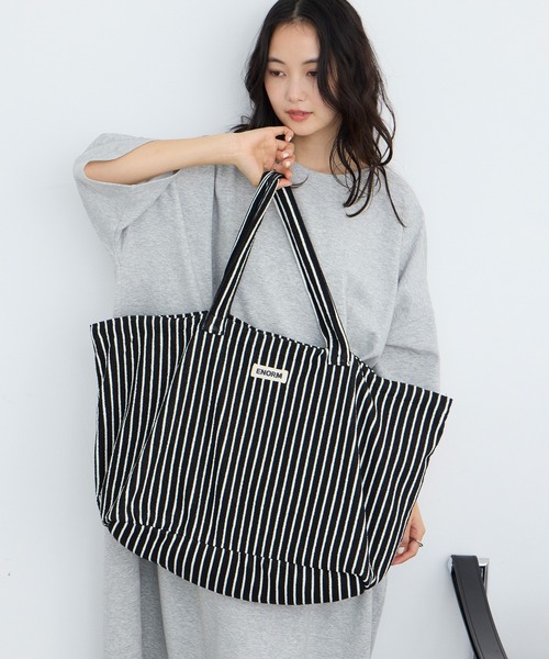 forksy.(フォルクシー)の「【forksy.】カラーストライプ パイル地 ビッグトートバッグ(トートバッグ・レディース・モカ/ネイビー/オフホワイト/アイボリー/ブラック・FREE)」の15枚目の写真