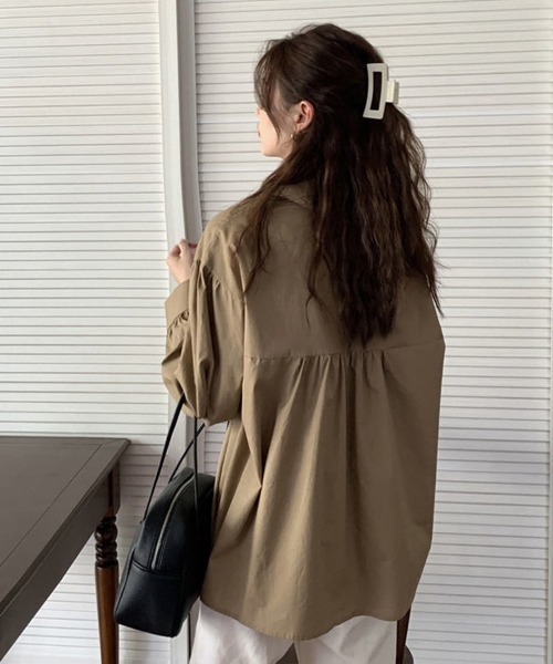 SallyLunn(サリーラン)の「フリルネックブラウス(シャツ/ブラウス・レディース・ホワイト/ベージュ・MEDIUM/LARGE)」の3枚目の写真