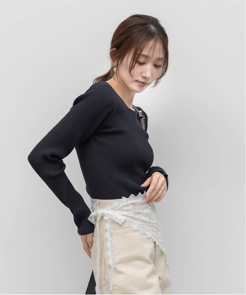 RANDA（ランダ）の「ラウンドネックリブニット（ニット/セーター・レディース・アイボリー・FREE）」の2枚目の写真