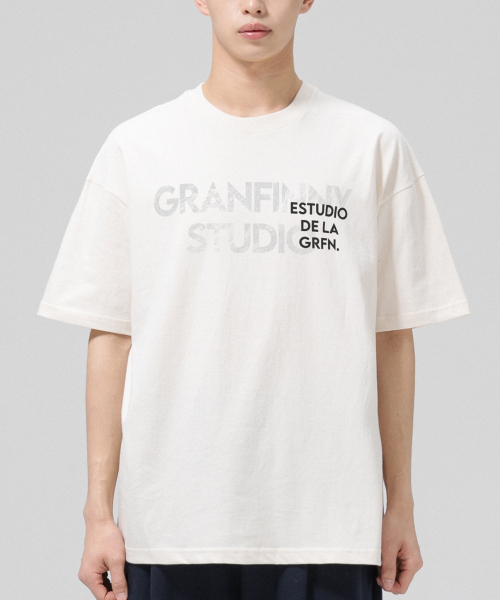 GRANFINNY(グランフィニ)の「スタジオオーバーサイズ半袖Tシャツ-ナチュラルコットン(Tシャツ/カットソー・レディース・その他・L/XL)」の2枚目の写真