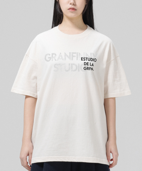 GRANFINNY(グランフィニ)の「スタジオオーバーサイズ半袖Tシャツ-ナチュラルコットン(Tシャツ/カットソー・レディース・その他・L/XL)」の3枚目の写真