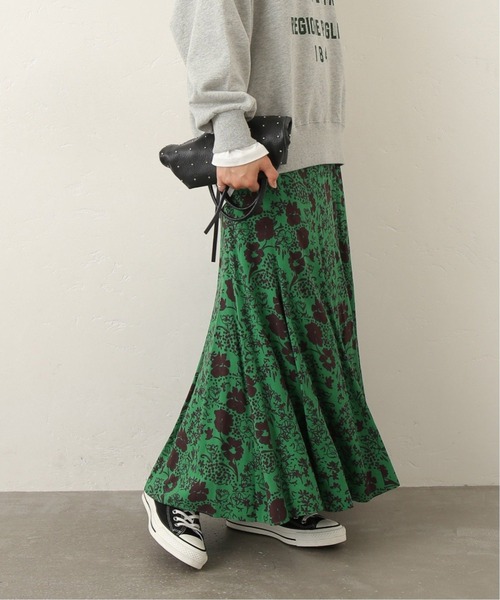 JOURNAL STANDARD relume（ジャーナルスタンダード　レリューム）の「《WEB限定追加》レトロフラワープリントマーメイドスカート（スカート・レディース・グリーン/ブラック・FREE）」の3枚目の写真