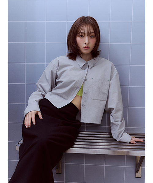Bb' BENETTON（ビーフラットベネトン）の「クロップシャツ (グレー)（シャツ/ブラウス・レディース・その他・S/M）」の3枚目の写真