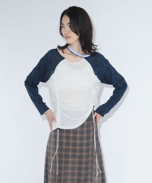 maturely(マチュアリー)の「ワッシャー ラグラン アレンジ ロングスリーブ(Tシャツ/カットソー・レディース・ライトグレー/オフホワイト・ONE SIZE)」の2枚目の写真
