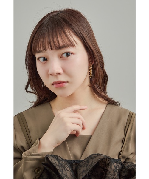 niana(ニアナ)の「ベリーライクイヤリング ゴールド シルバー 結婚式 二次会 同窓会 成人式 パーティー お呼ばれ オケージョン フォーマル(イヤリング・レディース・シルバー/ゴールド・FREE)」の4枚目の写真