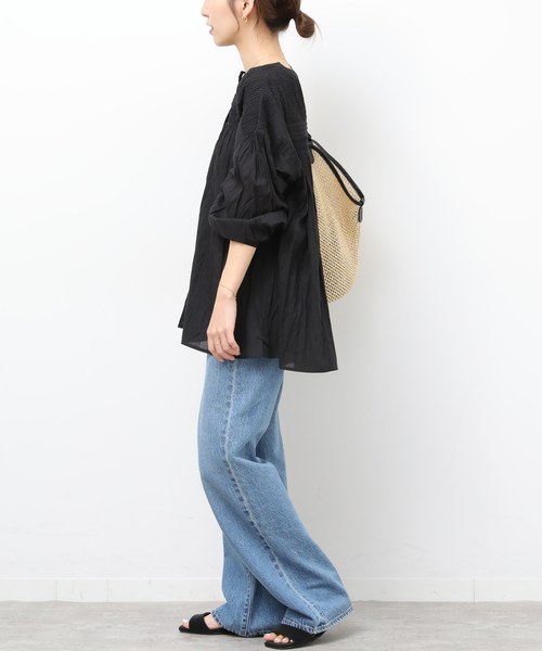 JOURNAL STANDARD relume（ジャーナルスタンダード　レリューム）の「［26SS新作］コットンボイルクリンクルピンタックブラウス（シャツ/ブラウス・レディース・ホワイト/ブラック/イエロー系その他・FREE）」の4枚目の写真