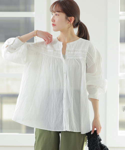 JOURNAL STANDARD relume（ジャーナルスタンダード　レリューム）の「［26SS新作］コットンボイルクリンクルピンタックブラウス（シャツ/ブラウス・レディース・ホワイト/ブラック/イエロー系その他・FREE）」の16枚目の写真