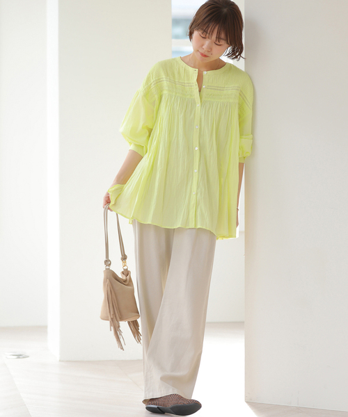 JOURNAL STANDARD relume（ジャーナルスタンダード　レリューム）の「［26SS新作］コットンボイルクリンクルピンタックブラウス（シャツ/ブラウス・レディース・ホワイト/ブラック/イエロー系その他・FREE）」の19枚目の写真