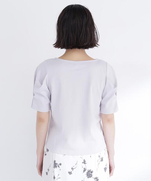 NATURAL BEAUTY BASIC(ナチュラルビューティーベーシック)の「<接触冷感>◇ベーシックTシャツ フォルムスリーブ(Tシャツ/カットソー・レディース・ブラック/オフホワイト/グレー・FREE)」の17枚目の写真