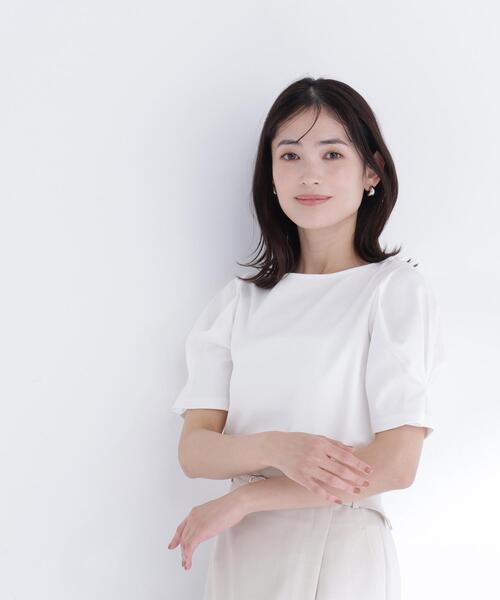 NATURAL BEAUTY BASIC(ナチュラルビューティーベーシック)の「<接触冷感>◇ベーシックTシャツ フォルムスリーブ(Tシャツ/カットソー・レディース・ブラック/オフホワイト/グレー・FREE)」の6枚目の写真
