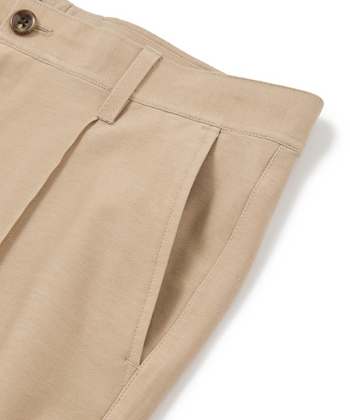 MEN'S BIGI（メンズビギ）の「デニムジャージ テーパードパンツ＜ストレッチ＞（スラックス・メンズ・ベージュ/ネイビー/ホワイト・03/02/01/04）」の10枚目の写真