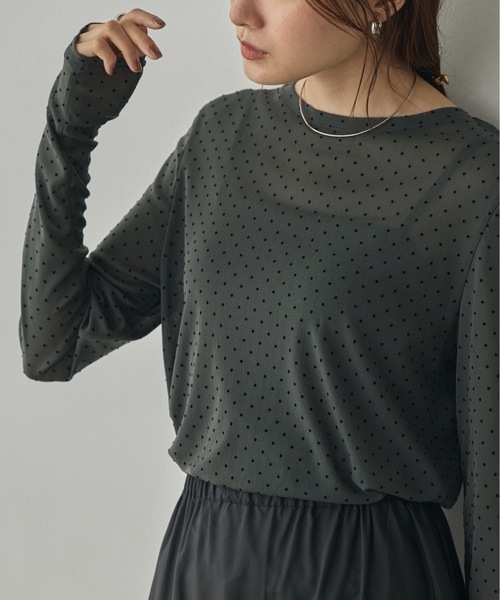 hunch（ハンチ）の「パワーネット フロッキードット シアートップス（Tシャツ/カットソー・レディース・チャコール/オフホワイト/ブラック/ネイビー・FREE）」の3枚目の写真