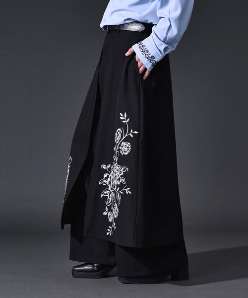 Ellno Loset(エルノロゼット)の「フラワー刺繍ラップワイドパンツ(スラックス・メンズ・ブラック・X-SMALL/LARGE/MEDIUM/SMALL)」の4枚目の写真
