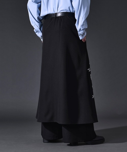 Ellno Loset(エルノロゼット)の「フラワー刺繍ラップワイドパンツ(スラックス・メンズ・ブラック・X-SMALL/LARGE/MEDIUM/SMALL)」の3枚目の写真