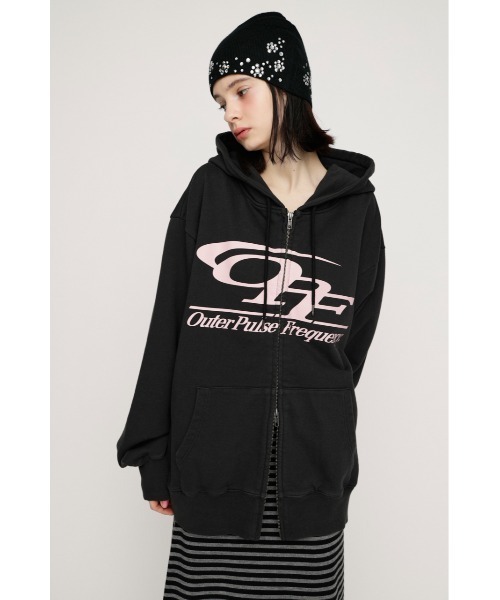 SLY（スライ）の「LOGO OVER HOODIE ロゴオーバーフーディー 春服 ジップパーカー（パーカー・レディース・ブラウン/ライトブルー/杢グレー/ライトブラック・FREE）」の17枚目の写真