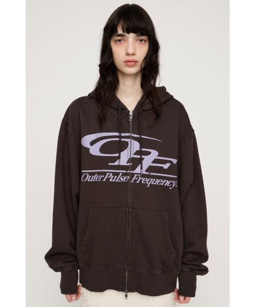 SLY（スライ）の「LOGO OVER HOODIE ロゴオーバーフーディー 春服 ジップパーカー（パーカー・レディース・ブラウン/ライトブルー/杢グレー/ライトブラック・FREE）」の5枚目の写真