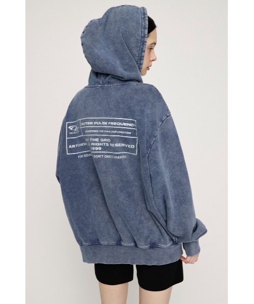 SLY（スライ）の「LOGO OVER HOODIE ロゴオーバーフーディー 春服 ジップパーカー（パーカー・レディース・ブラウン/ライトブルー/杢グレー/ライトブラック・FREE）」の11枚目の写真