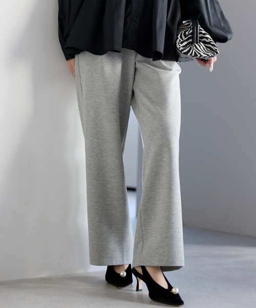 PREFERIR(プレフェリール)の「きれいめイージー ダンボールニット ストレートパンツ/ウエストゴム 洗える(その他パンツ・レディース・グレー/ブラック・MEDIUM/LARGE)」の20枚目の写真