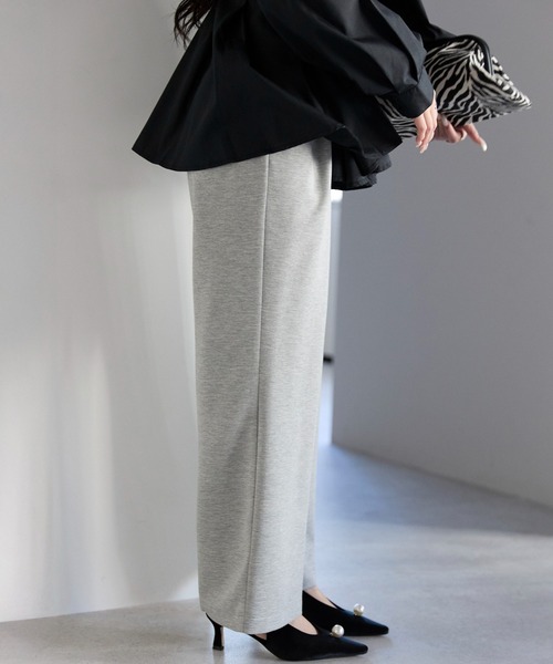 PREFERIR(プレフェリール)の「きれいめイージー ダンボールニット ストレートパンツ/ウエストゴム 洗える(その他パンツ・レディース・グレー/ブラック・MEDIUM/LARGE)」の21枚目の写真