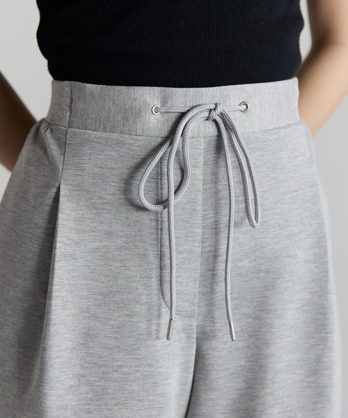 PREFERIR(プレフェリール)の「きれいめイージー ダンボールニット ストレートパンツ/ウエストゴム 洗える(その他パンツ・レディース・グレー/ブラック・MEDIUM/LARGE)」の22枚目の写真